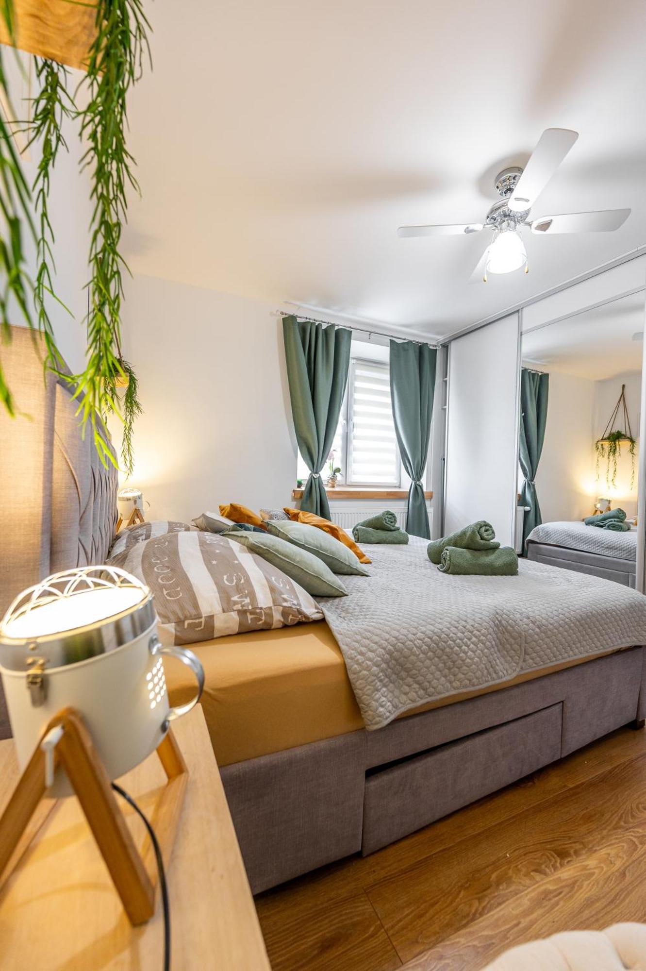 Blizko Stanice Apartment Kosice Center Eksteriør bilde